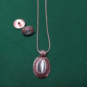 Blue cat’s eye silvertone necklace and earring set